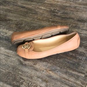 Brown liz Claiborne flats (good condition)